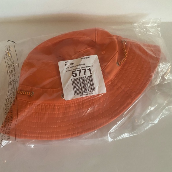 NWT Anthropologie bucket hat in coral.Still In package.One Size. - Picture 8 of 8
